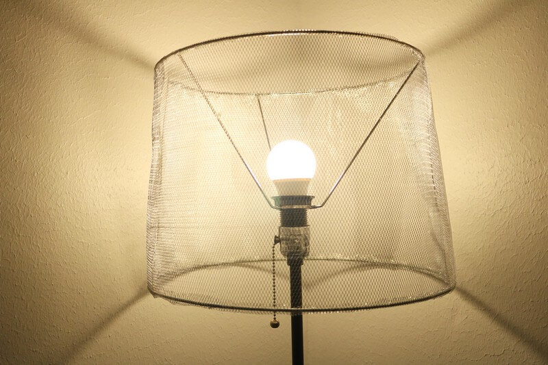 Create a beautiful butterflies lampshade with Wire Mesh